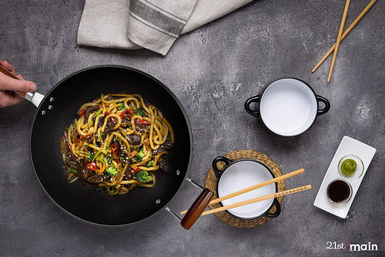Light Weight Cast Iron Wok, Stir Fry Pan, Wooden Handle, 14 Inch, Chef’S Pan, Pre-Seasoned Nonstick, Commercial and Household, for Chinese Japanese and Others Cooking