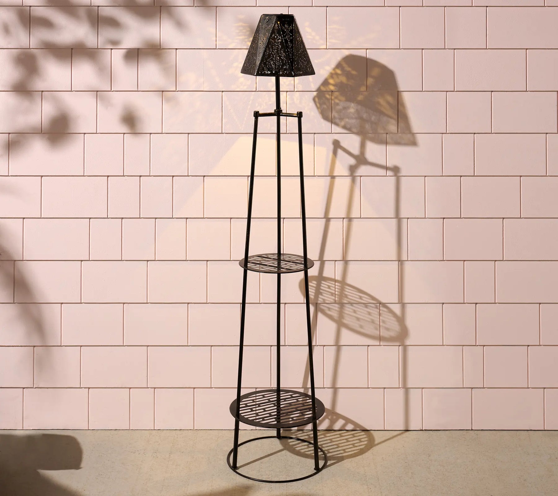 Garden Reflections Outdoor Solar Floor Lamp Plant Stand
