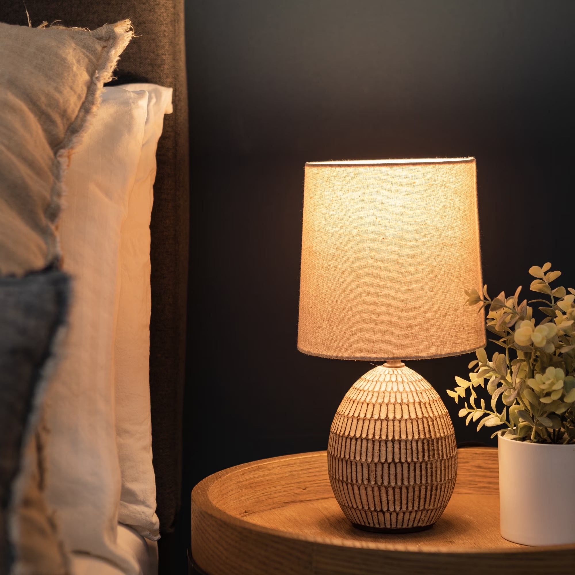 Small Table Lamp, Bohemian Style Ceramic Carved Table Lamp with Beige Shade, 12.75"