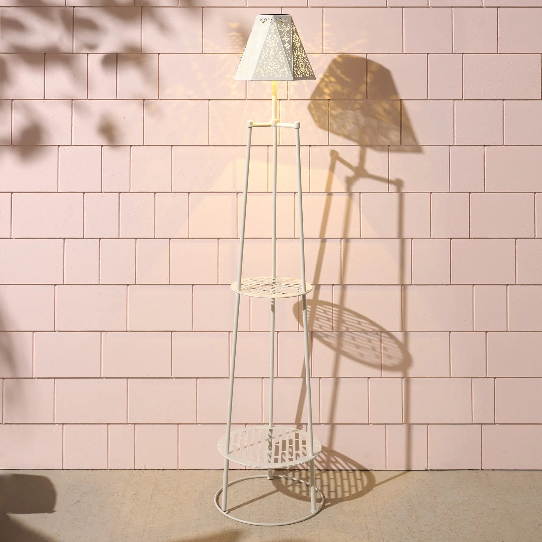 Garden Reflections Outdoor Solar Floor Lamp Plant Stand